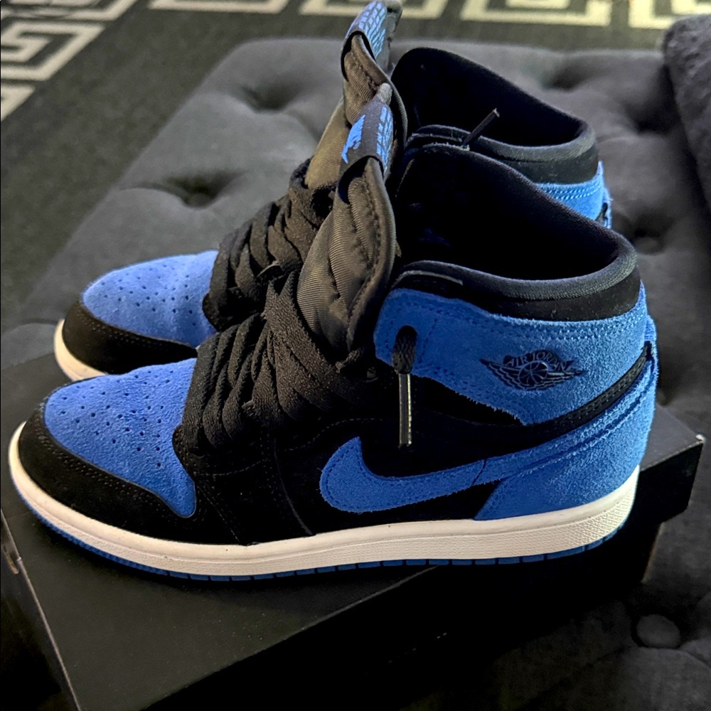 Jordan 1 Retro  Blue and Black Hi top Sneakers